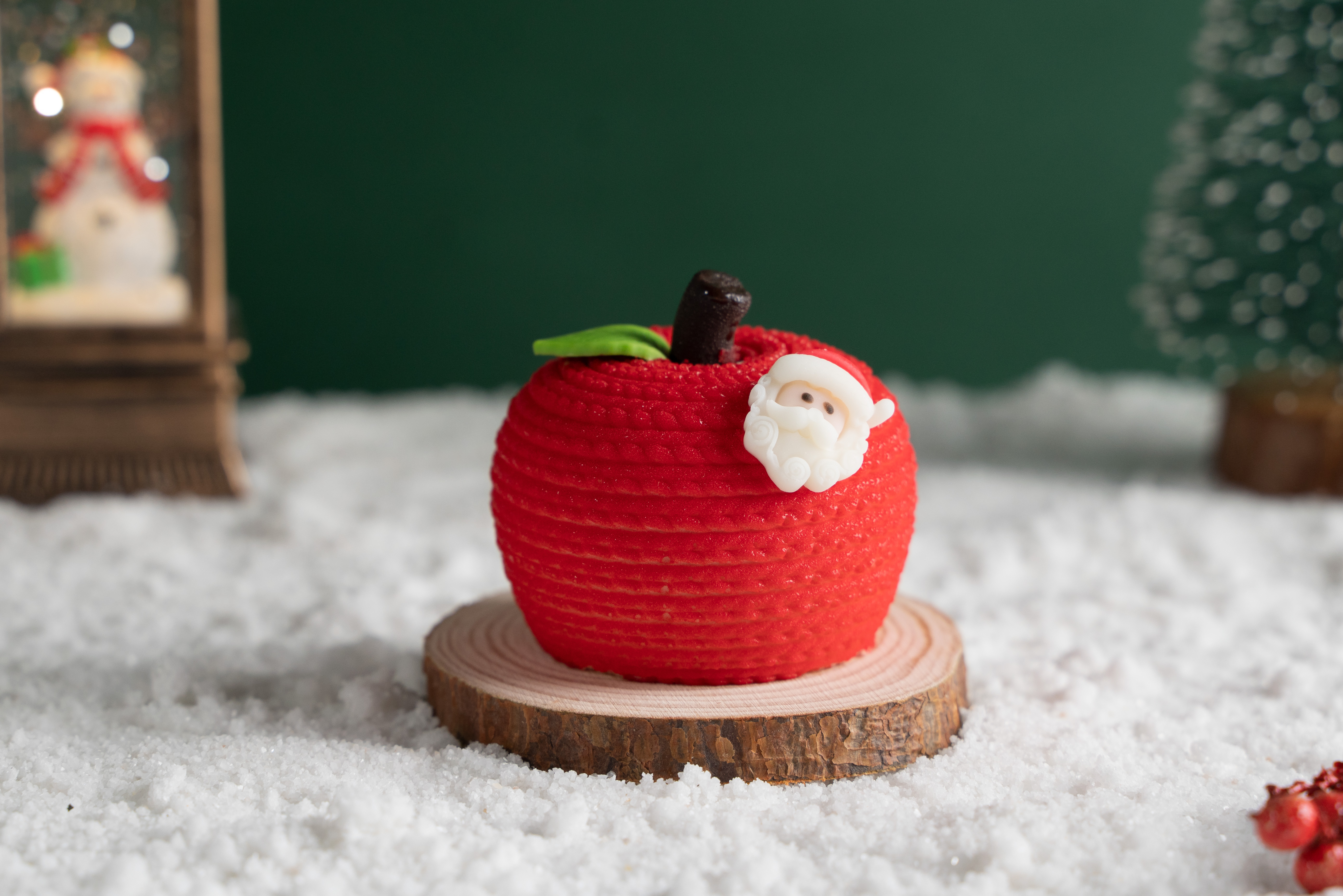 Christmas Apple Mousse Cake