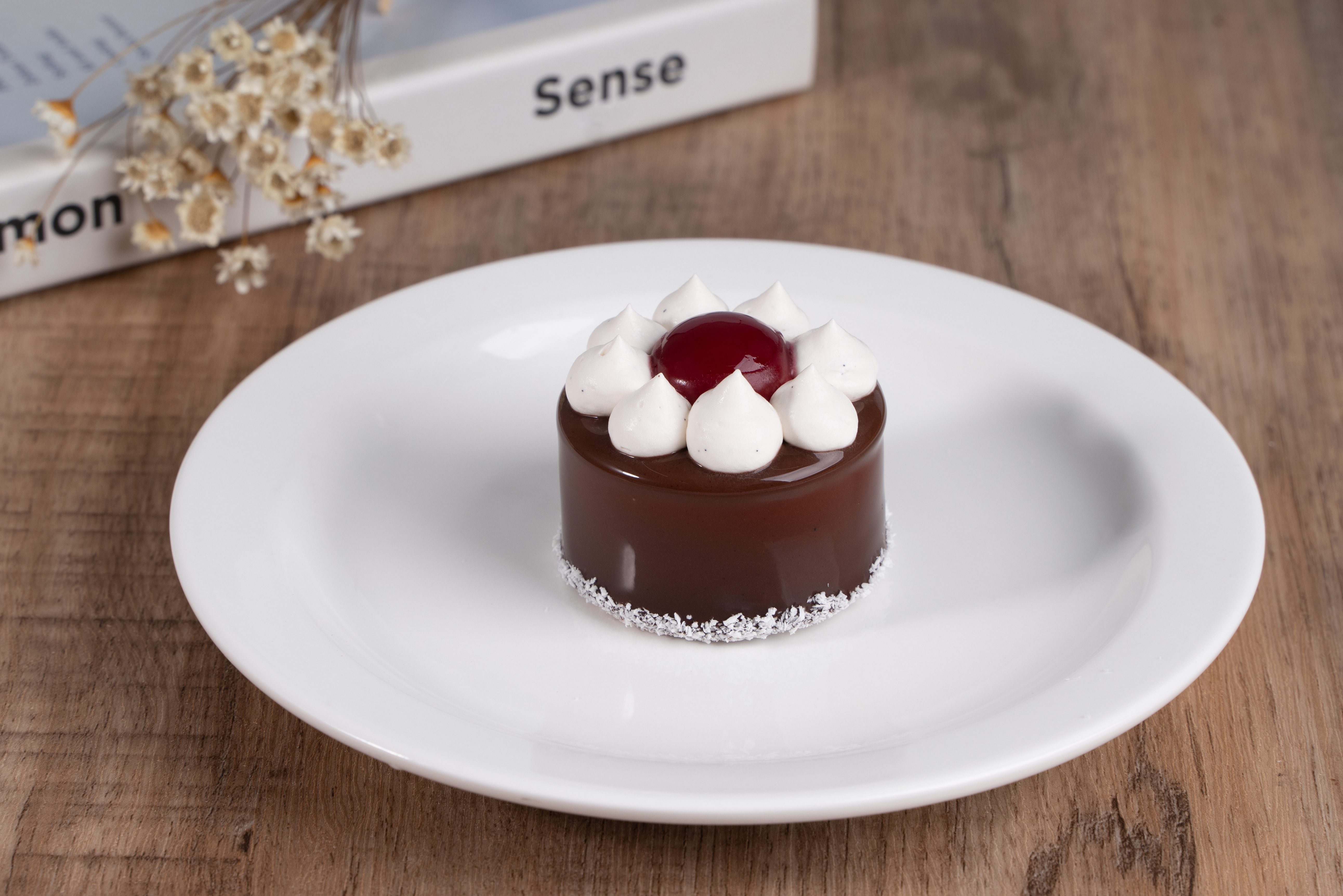 Small Hazelnut Vegan Desserts