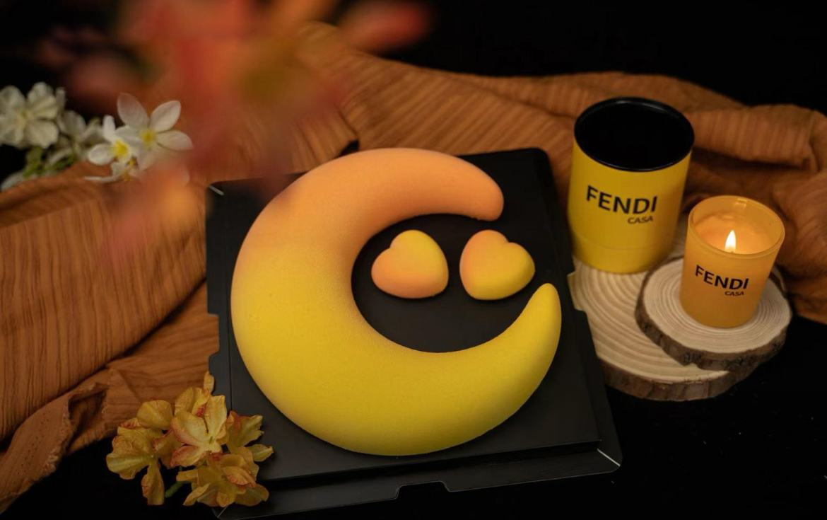 Heart Shiodi Moon Rhyme Mousse Cake Heart