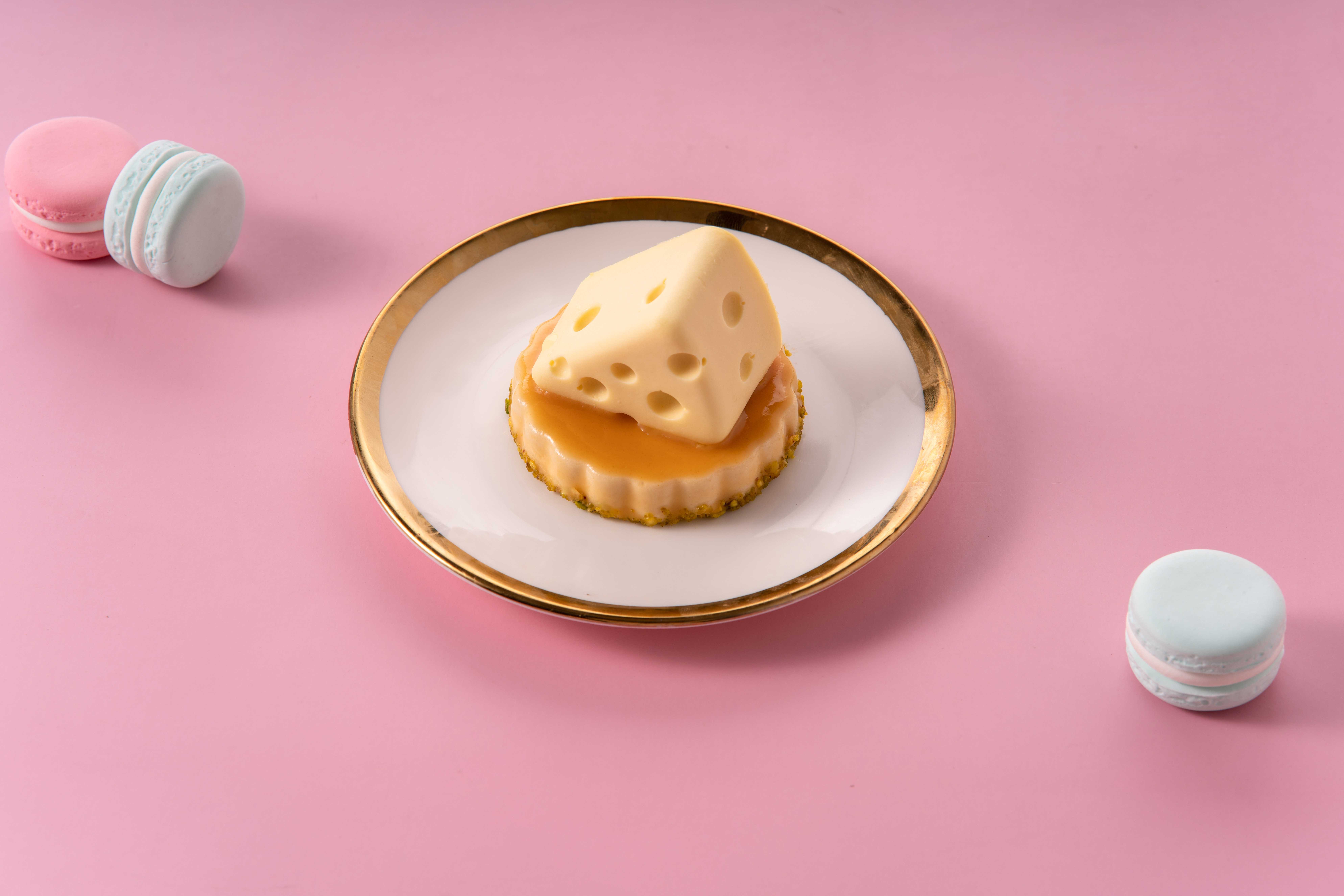 Mango Caramel Mousse Cake