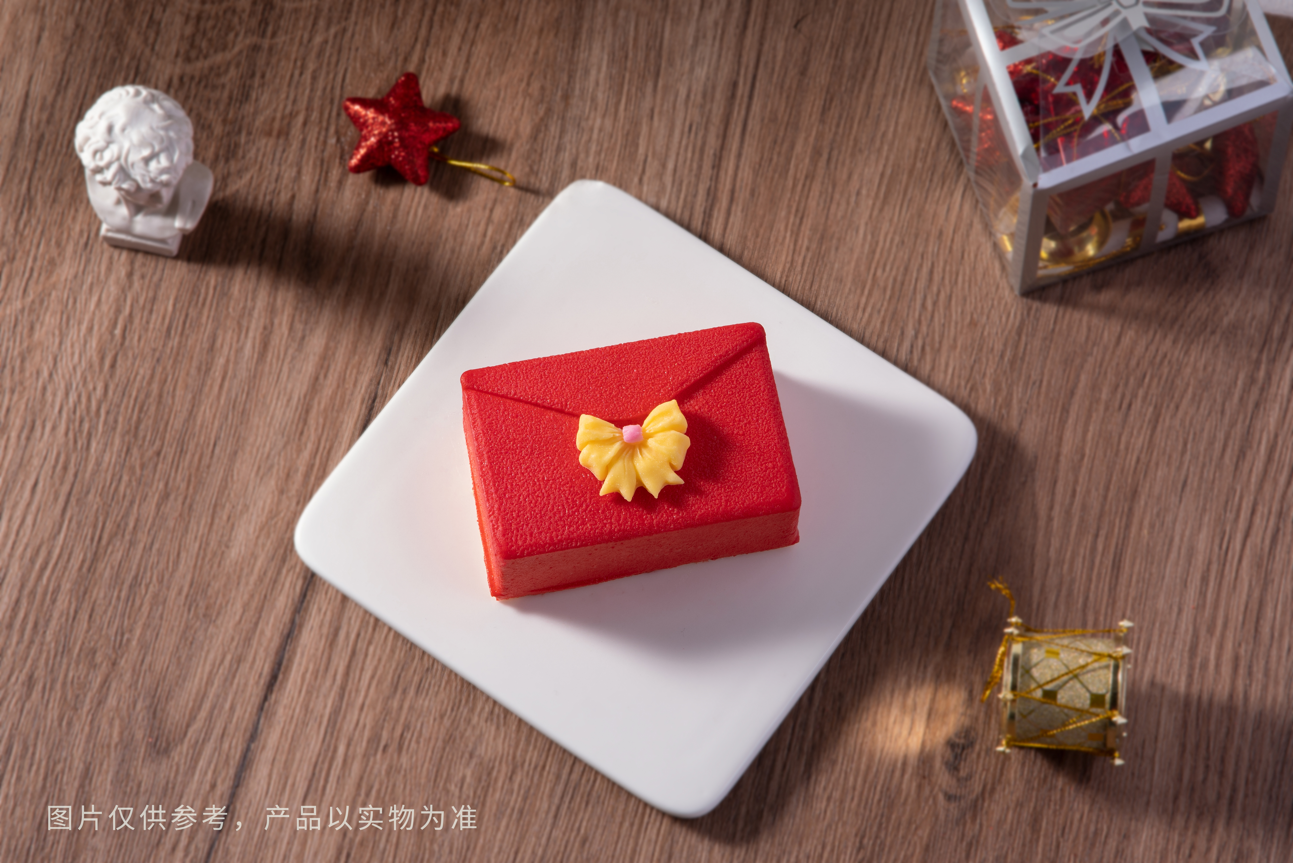 Red Packet Mousse Cake