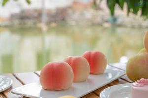 Peach shaped Mousse Cake