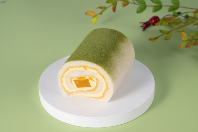 Mango Swiss Roll Vegan Desserts